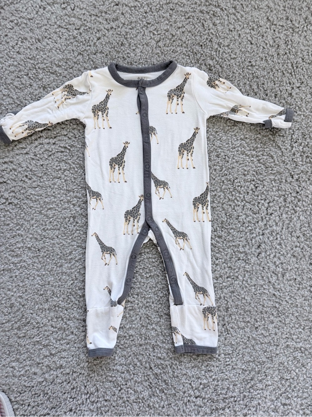 Kyte Baby “Giraffe” Snap Romper